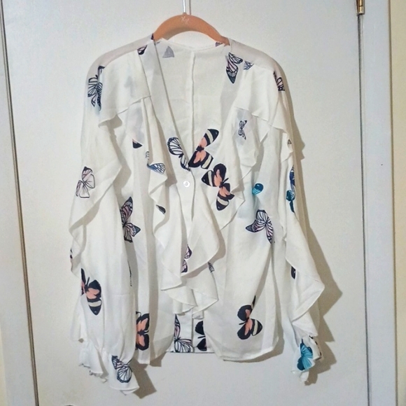 Tops - Butterfly XL Button Front V-Neck Long Sleeve with Elastic Cuff